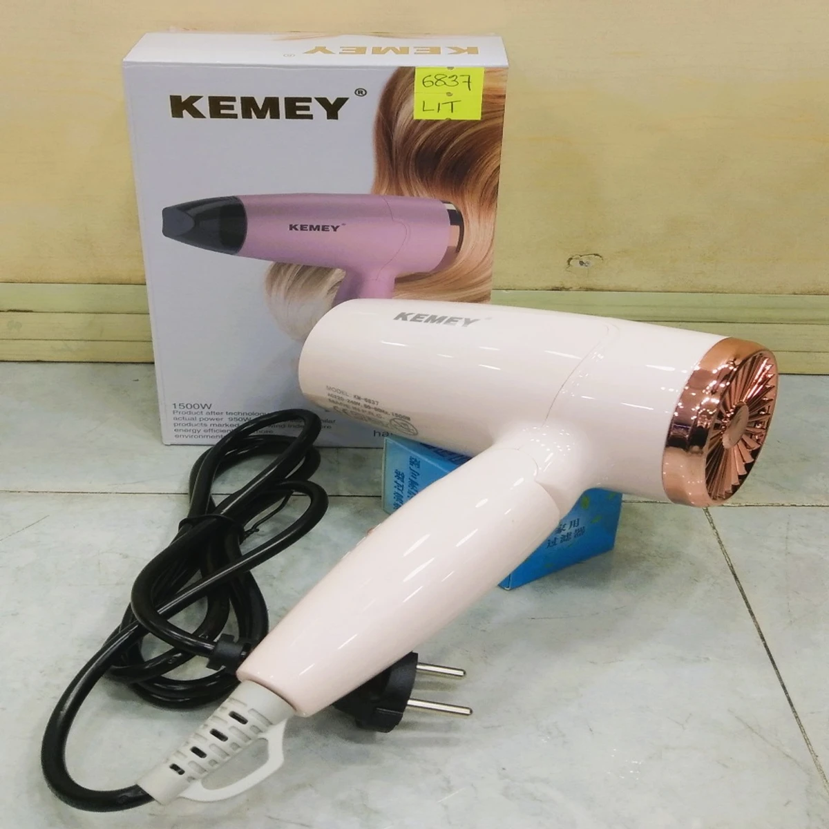 Kemie hair dryer