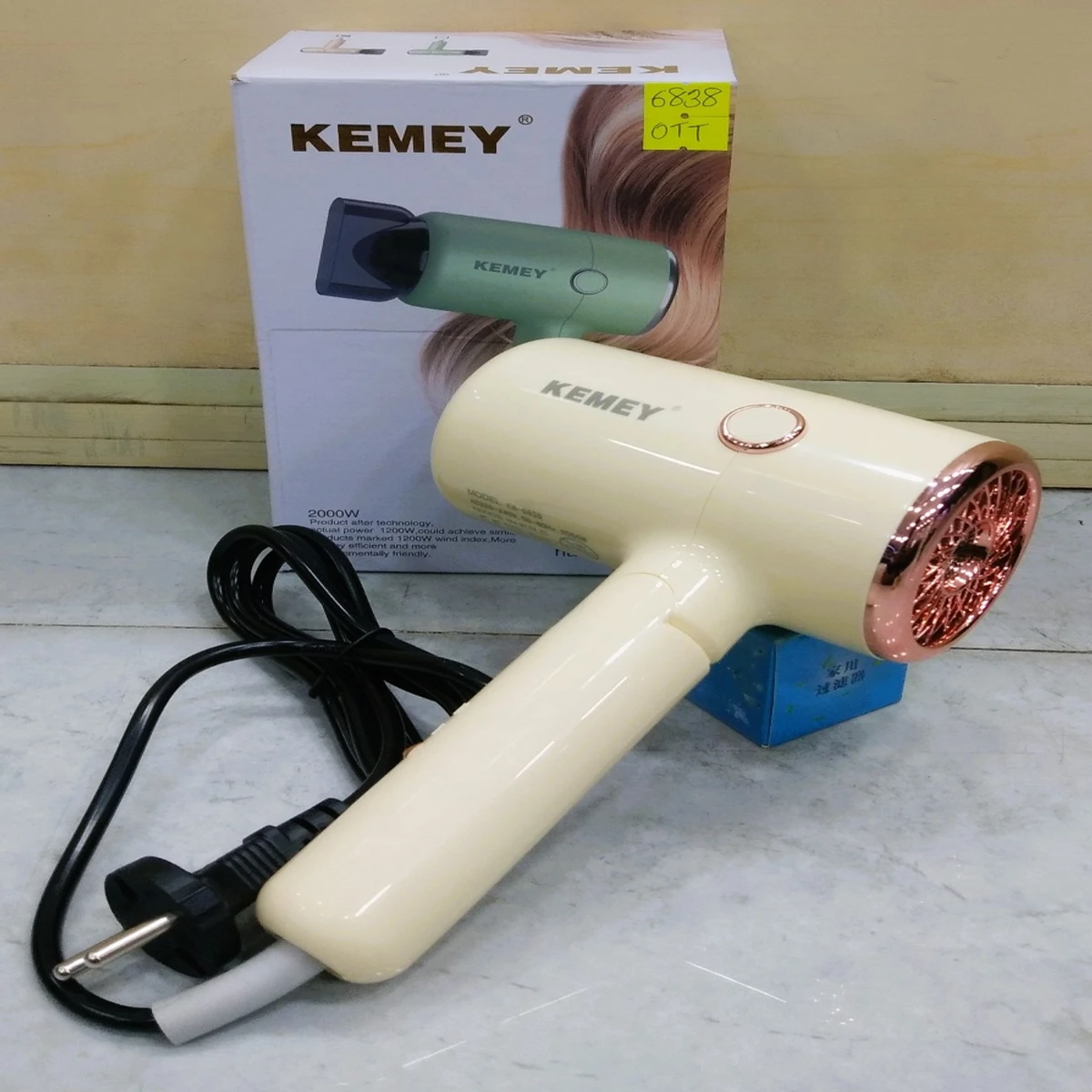 Kemie hair dryer